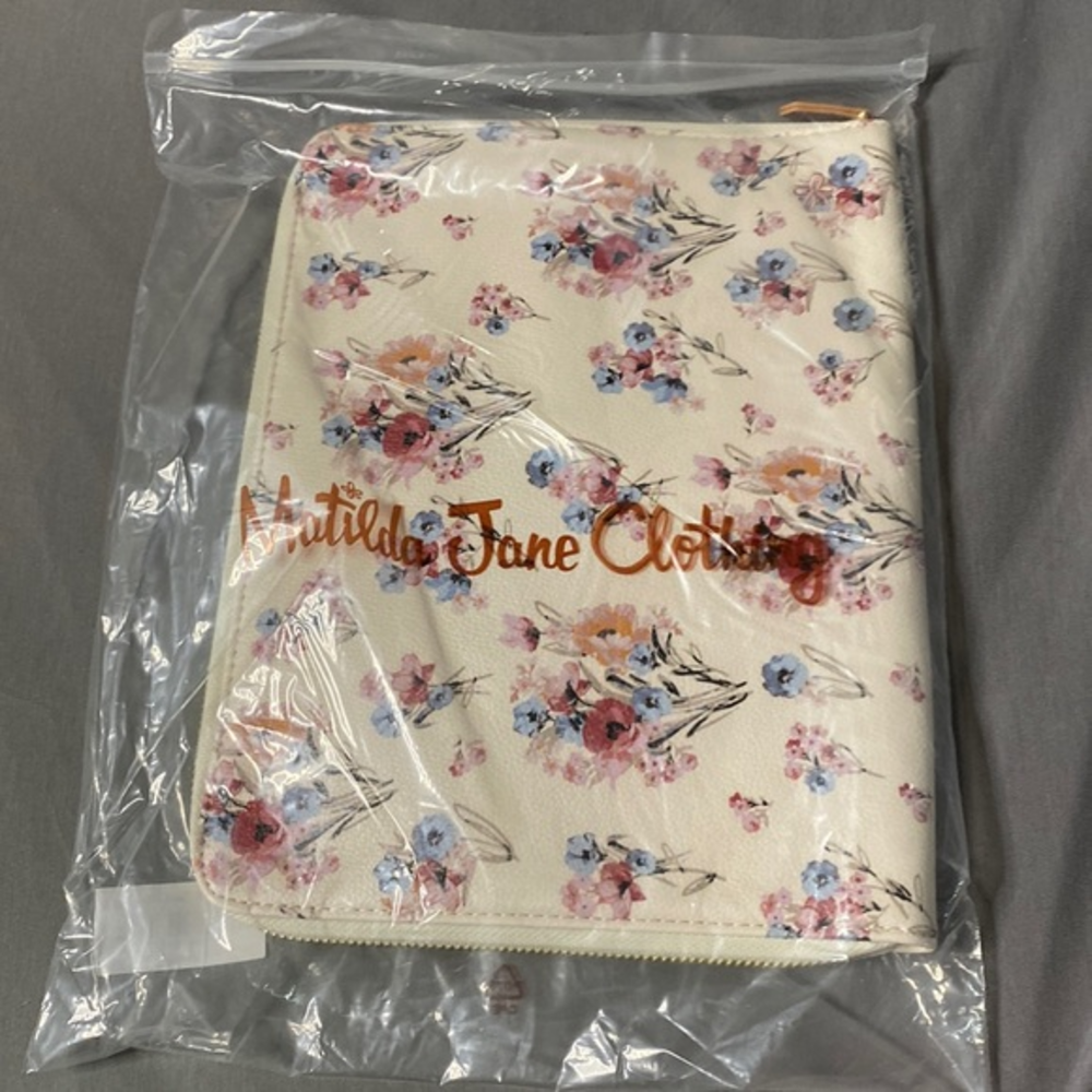 Matilda Jane On the Go Floral Tech Organizer Tablet Case Vegan Leather NWT